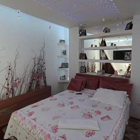 Casa à venda com 450m², 3 quartos e 8 vagas Casa à venda com 450m², 3 quartos e 8 vagasSuíte 2