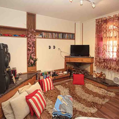 Casa à venda com 450m², 3 quartos e 8 vagas Casa à venda com 450m², 3 quartos e 8 vagasSala 2