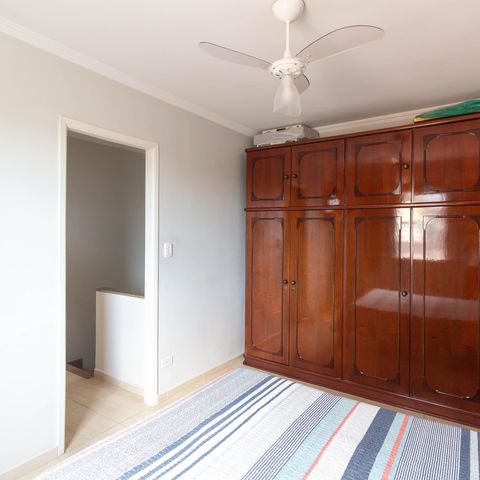 Casa à venda com 102m², 2 quartos e 4 vagas Casa à venda com 102m², 2 quartos e 4 vagasQuarto 2