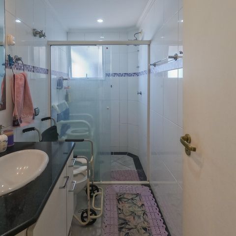 Apartamento à venda com 110m², 3 quartos e 2 vagas Apartamento à venda com 110m², 3 quartos e 2 vagasBanheiro