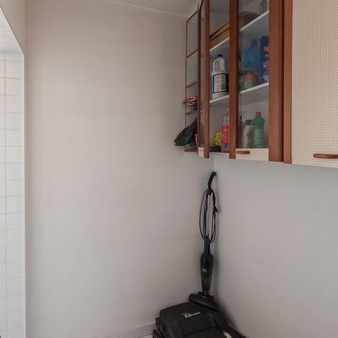 Apartamento à venda com 110m², 3 quartos e 2 vagas Apartamento à venda com 110m², 3 quartos e 2 vagasQuarto de Serviço