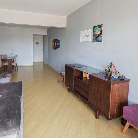Apartamento à venda com 110m², 3 quartos e 2 vagas Apartamento à venda com 110m², 3 quartos e 2 vagasSala