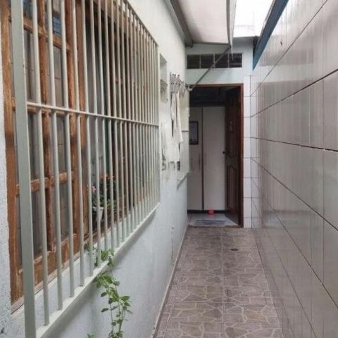 Casa à venda com 65m², 1 quarto e sem vaga