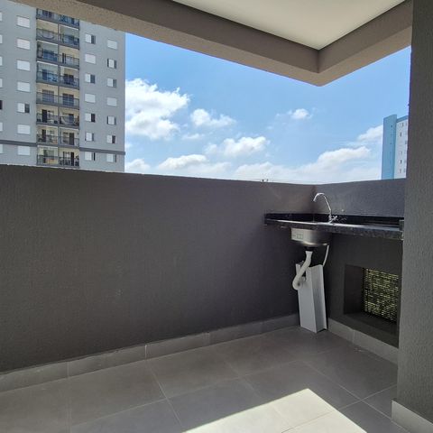 Apartamento à venda com 45m², 2 quartos e 1 vaga Apartamento à venda com 45m², 2 quartos e 1 vagaVaranda