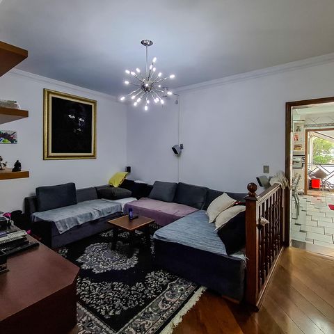 Casa para alugar com 360m², 4 quartos e 4 vagas Casa para alugar com 360m², 4 quartos e 4 vagasSala