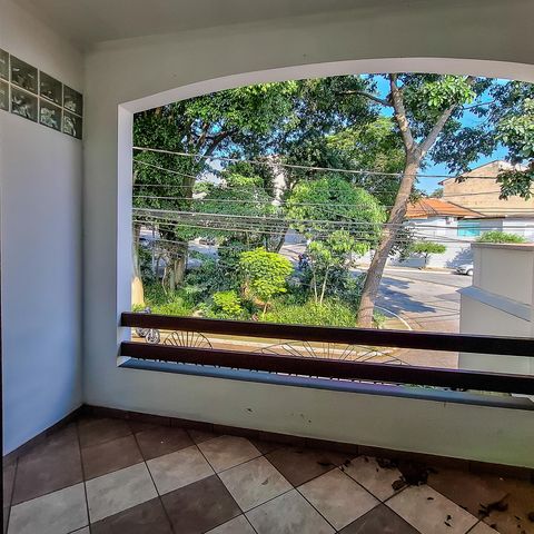 Casa para alugar com 360m², 4 quartos e 4 vagas Casa para alugar com 360m², 4 quartos e 4 vagasvaranda do Quarto