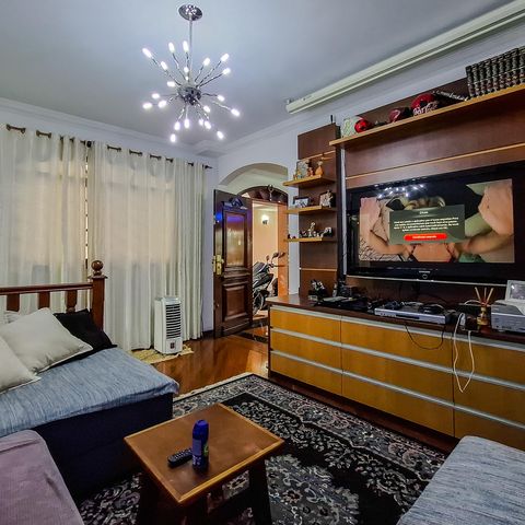 Casa para alugar com 360m², 4 quartos e 4 vagas Casa para alugar com 360m², 4 quartos e 4 vagasSala