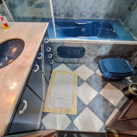 Casa para alugar com 360m², 4 quartos e 4 vagas Casa para alugar com 360m², 4 quartos e 4 vagasBanheiro