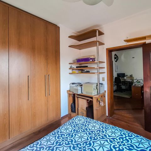 Casa para alugar com 360m², 4 quartos e 4 vagas Casa para alugar com 360m², 4 quartos e 4 vagasQuarto 2