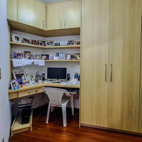 Casa para alugar com 360m², 4 quartos e 4 vagas Casa para alugar com 360m², 4 quartos e 4 vagasQuarto de Serviço