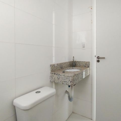 Apartamento para alugar com 82m², 2 quartos e sem vaga Apartamento para alugar com 82m², 2 quartos e sem vagaBanheiro da Suíte 2