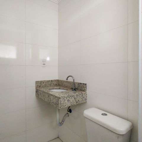 Apartamento para alugar com 82m², 2 quartos e sem vaga Apartamento para alugar com 82m², 2 quartos e sem vagaBanheiro da Suíte 1