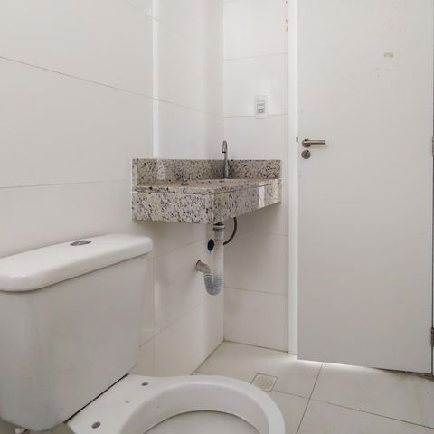 Apartamento para alugar com 82m², 2 quartos e sem vaga Apartamento para alugar com 82m², 2 quartos e sem vagaBanheiro da Suíte 2