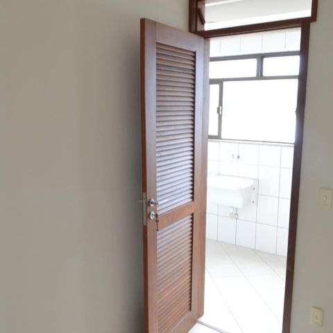 Apartamento para alugar com 130m², 3 quartos e 2 vagasQuarto de Serviço