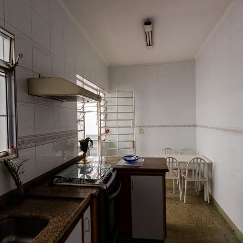 Casa para alugar com 274m², 2 quartos e 6 vagasCozinha