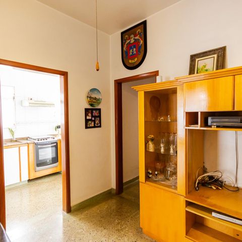 Casa para alugar com 274m², 2 quartos e 6 vagasSala