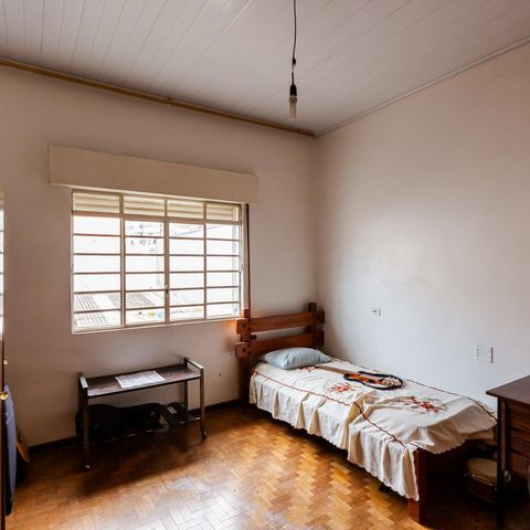 Casa para alugar com 274m², 2 quartos e 6 vagasQuarto 