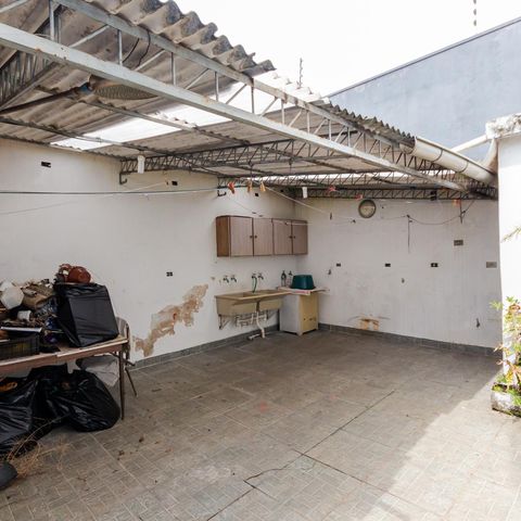 Casa para alugar com 274m², 2 quartos e 6 vagasÁrea de Serviço