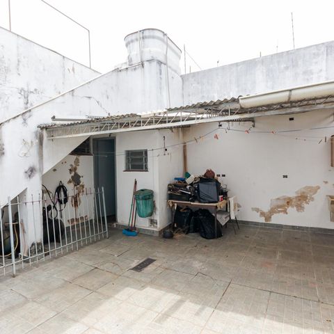 Casa para alugar com 274m², 2 quartos e 6 vagasÁrea de Serviço