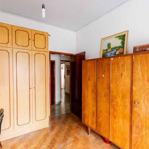Casa para alugar com 274m², 2 quartos e 6 vagasQuarto 
