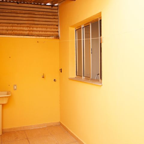 Casa para alugar com 50m², 2 quartos e 2 vagasÁrea de Serviço