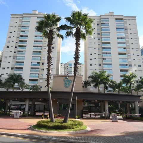 Apartamento à venda com 131m², 3 quartos e 3 vagasFachada e portaria