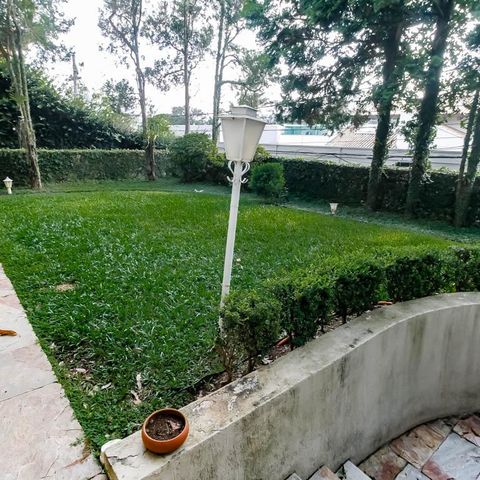 Casa à venda com 800m², 5 quartos e 6 vagas Casa à venda com 800m², 5 quartos e 6 vagasJardim