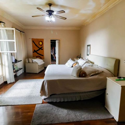 Casa à venda com 800m², 5 quartos e 6 vagas Casa à venda com 800m², 5 quartos e 6 vagasSuíte 1