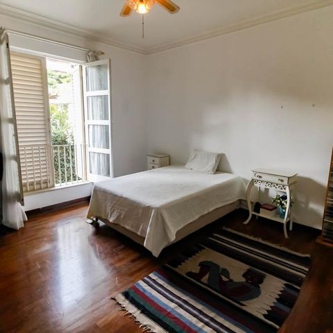 Casa à venda com 800m², 5 quartos e 6 vagas Casa à venda com 800m², 5 quartos e 6 vagasQuarto 2