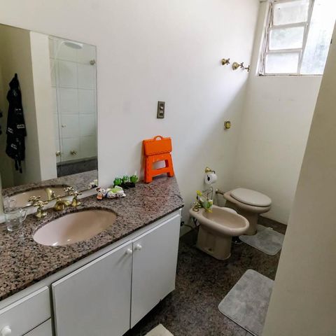 Casa à venda com 800m², 5 quartos e 6 vagas Casa à venda com 800m², 5 quartos e 6 vagasBanheiro da Suíte 3
