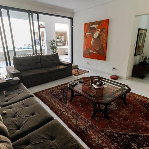 Casa à venda com 800m², 5 quartos e 6 vagas Casa à venda com 800m², 5 quartos e 6 vagasSala 3
