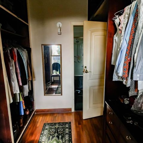 Casa à venda com 800m², 5 quartos e 6 vagas Casa à venda com 800m², 5 quartos e 6 vagasCloset da suíte 1