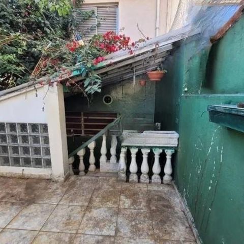 Casa à venda com 140m², 3 quartos e 2 vagas