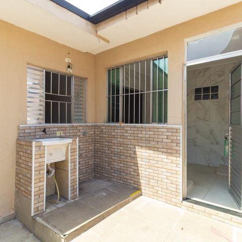 Casa à venda com 40m², 1 quarto e 1 vaga Casa à venda com 40m², 1 quarto e 1 vagaLavanderia