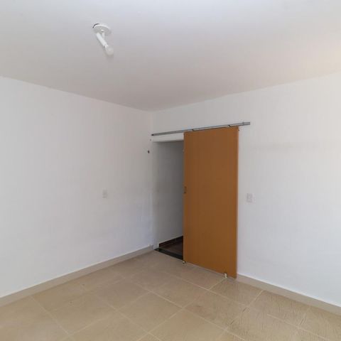Casa à venda com 40m², 1 quarto e 1 vaga Casa à venda com 40m², 1 quarto e 1 vagaQuarto