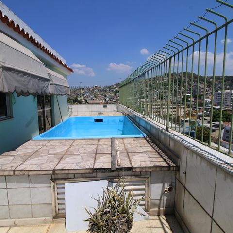 Apartamento à venda com 140m², 2 quartos e 1 vagaPiscina Coberta