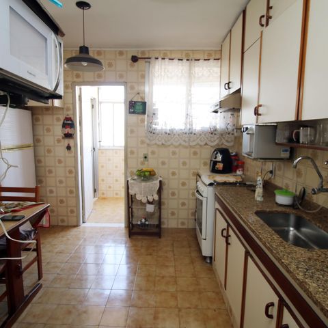 Apartamento à venda com 140m², 2 quartos e 1 vagaCozinha