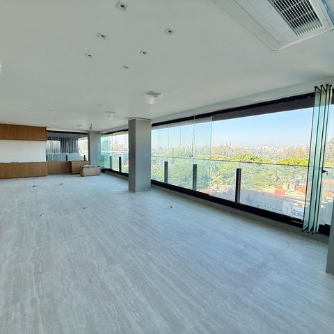 Apartamento à venda com 231m², 3 quartos e 4 vagas
