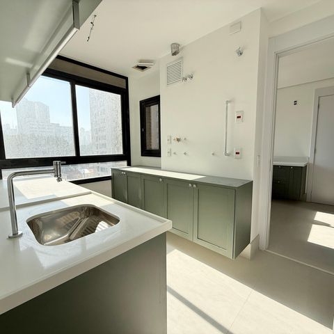 Apartamento à venda com 231m², 3 quartos e 4 vagas