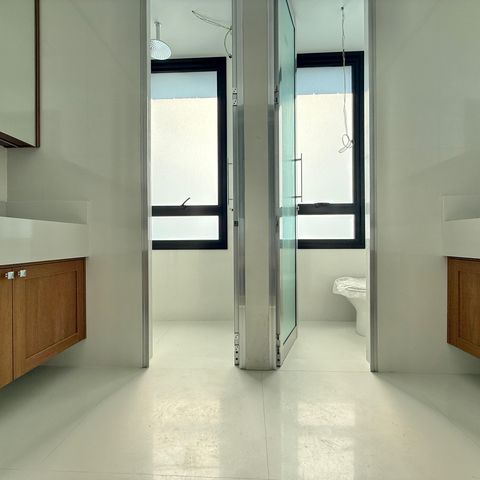 Apartamento à venda com 231m², 3 quartos e 4 vagas
