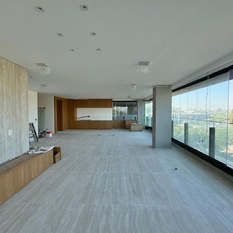 Apartamento à venda com 231m², 3 quartos e 4 vagas