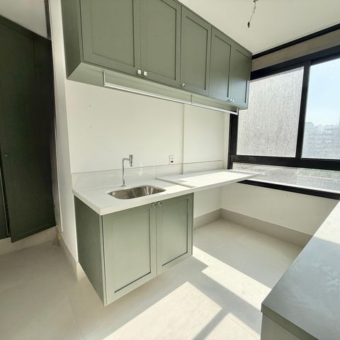 Apartamento à venda com 231m², 3 quartos e 4 vagas