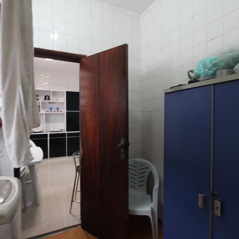 Casa à venda com 260m², 5 quartos e 3 vagasÁrea de Serviço