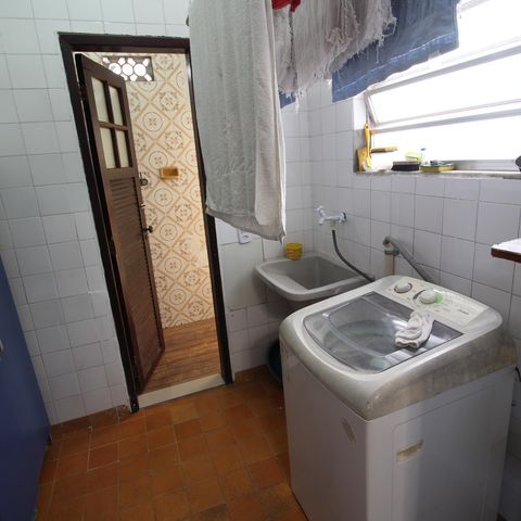 Casa à venda com 260m², 5 quartos e 3 vagasÁrea de Serviço