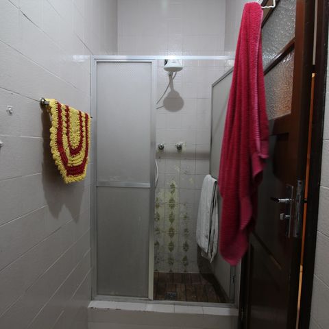 Casa à venda com 260m², 5 quartos e 3 vagasBanheiro Social