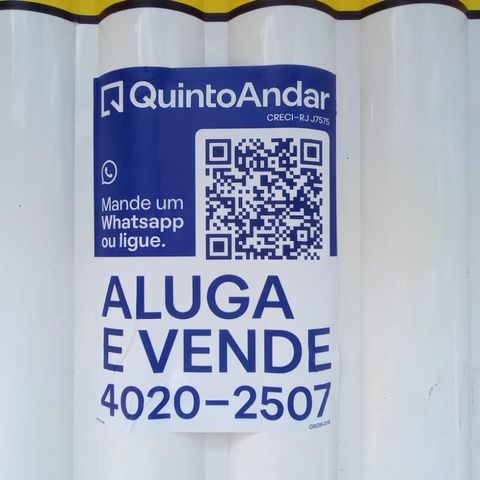 Casa à venda com 260m², 5 quartos e 3 vagas Casa à venda com 260m², 5 quartos e 3 vagasPlaca