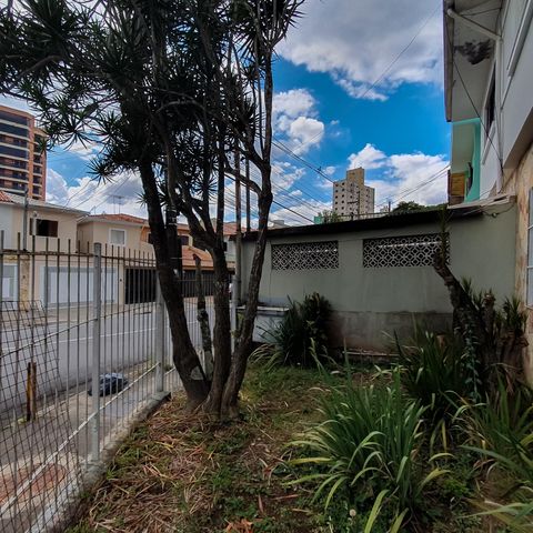 Casa à venda com 202m², 3 quartos e 4 vagasQuintal