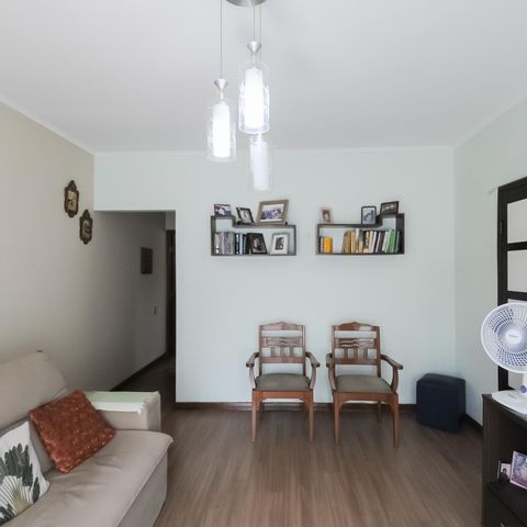 Casa à venda com 202m², 3 quartos e 4 vagasSala