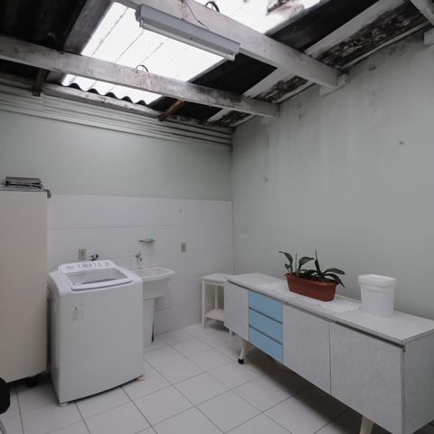 Casa à venda com 202m², 3 quartos e 4 vagasÁrea de Serviço