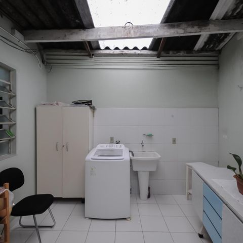 Casa à venda com 202m², 3 quartos e 4 vagasÁrea de Serviço